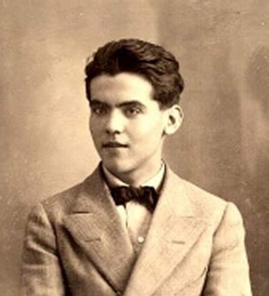 Federico García Lorca joven, en una fotografía de 1914.